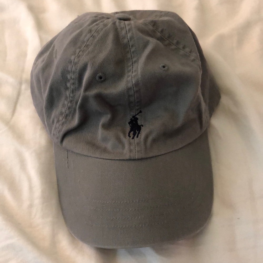 Gray polo hat